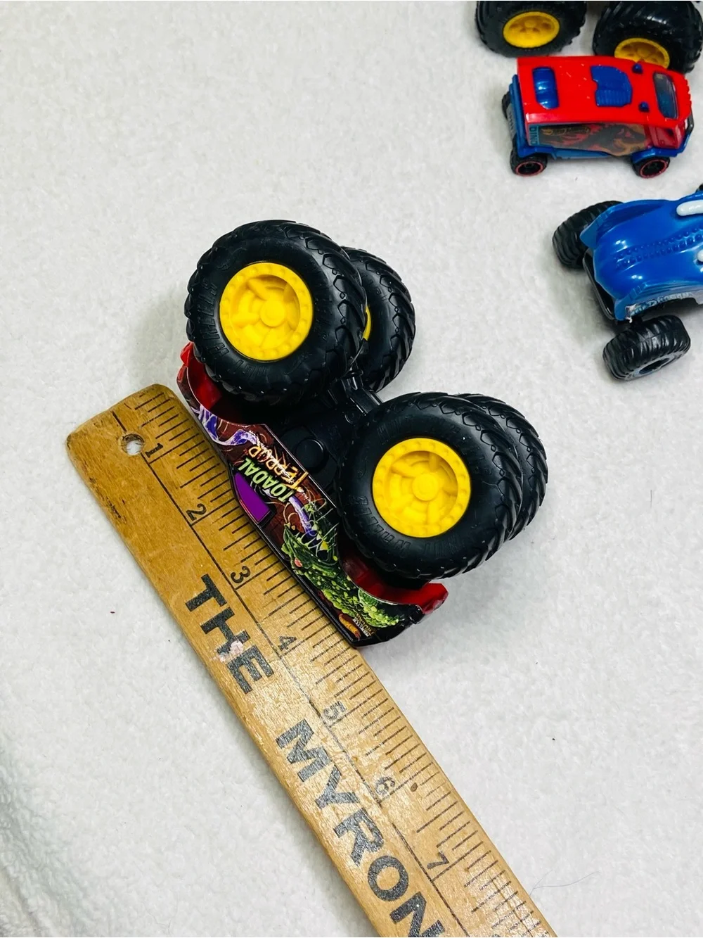 8 Hot Wheels Monster Trucks / Monster Jam Monster Trucks Toy Lot